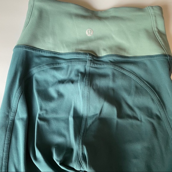 Lululemon Sweat and Repeat Shorts Everlux Size 2 - Picture 10 of 11